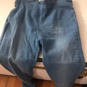 Free people jeans never worn